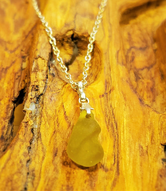 Seaglass Necklace(Yellow)