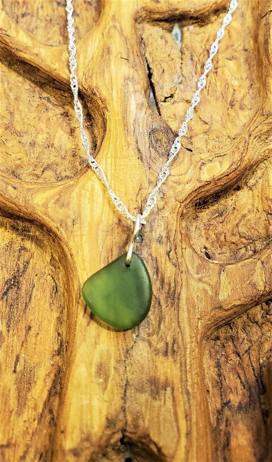 Seaglass Necklace(Forest Green-Unique Shape)