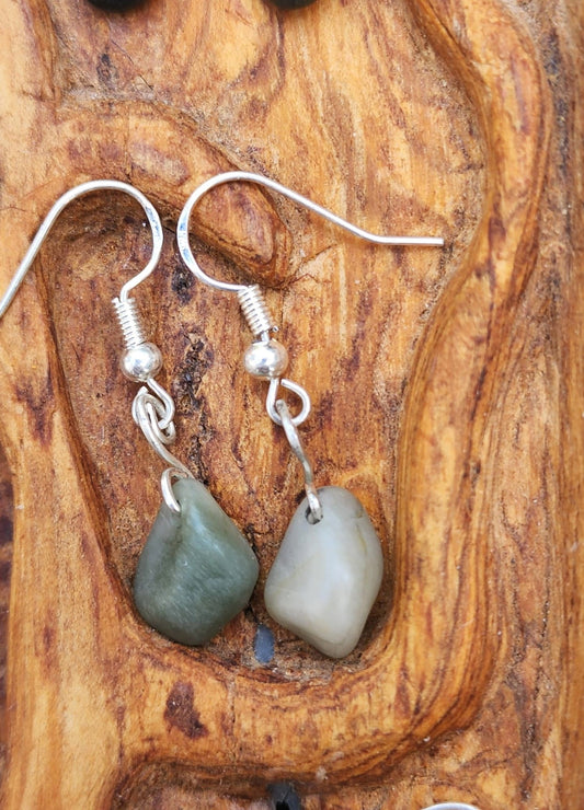 Beach Stone Earrings(White/Green)